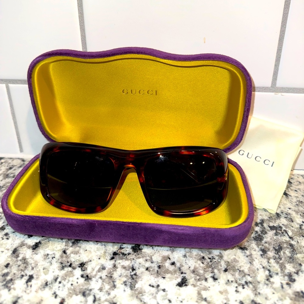 GUCCI Sunglasses